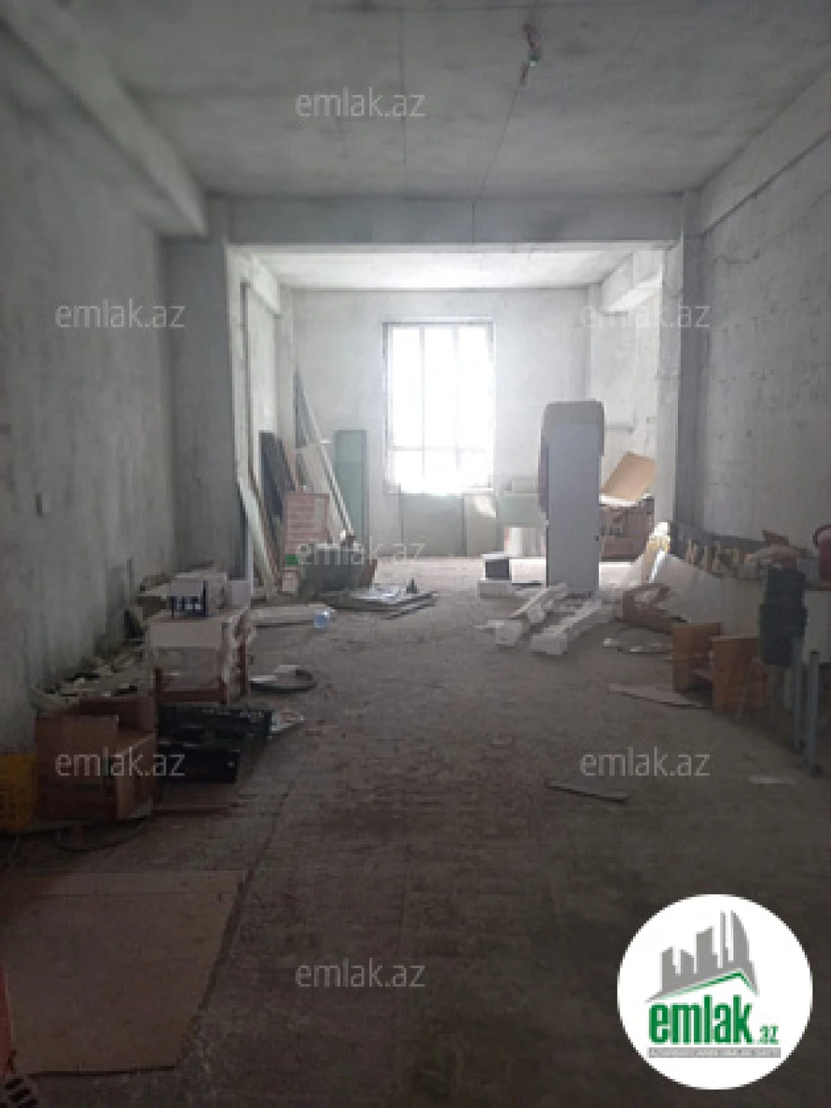 Satılır 1 otaqlı obyekt 2000 m²