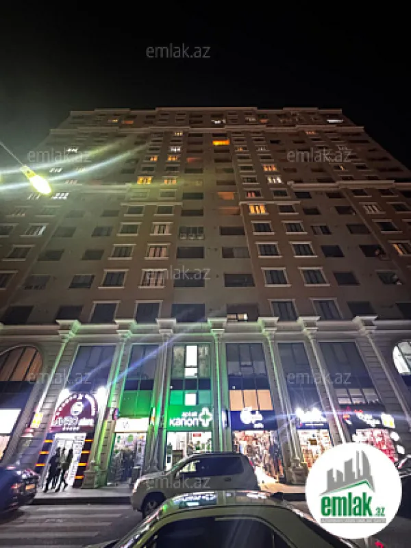 Satılır 3 otaqlı yeni tikili 125 m²