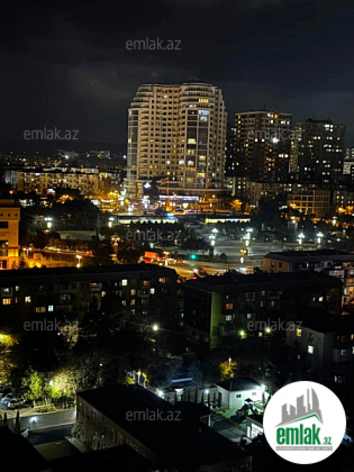 Satılır 3 otaqlı yeni tikili 125 m²