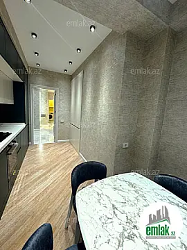 Satılır 3 otaqlı yeni tikili 125 m²