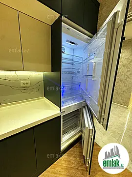 Satılır 3 otaqlı yeni tikili 125 m²