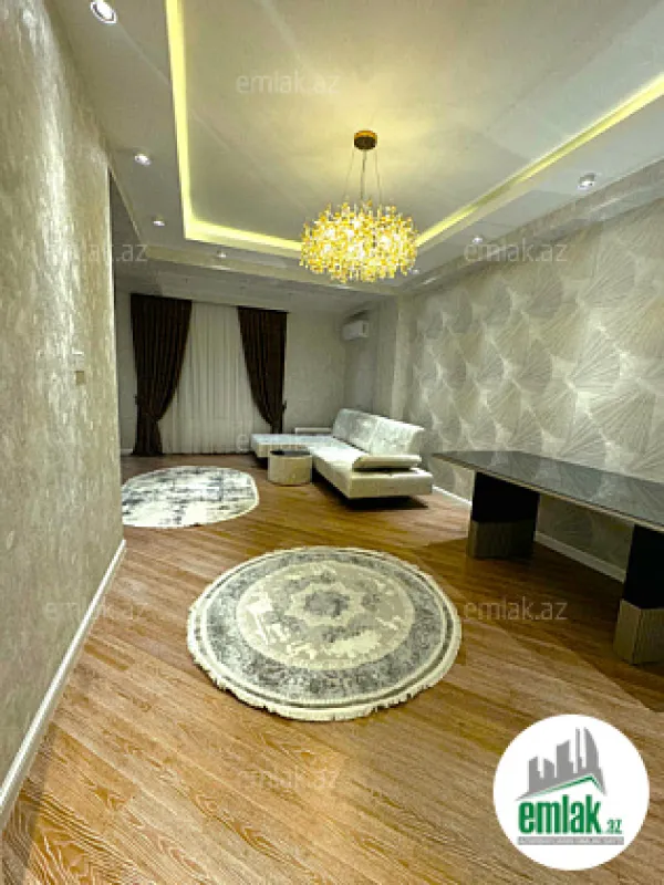 Satılır 3 otaqlı yeni tikili 125 m²