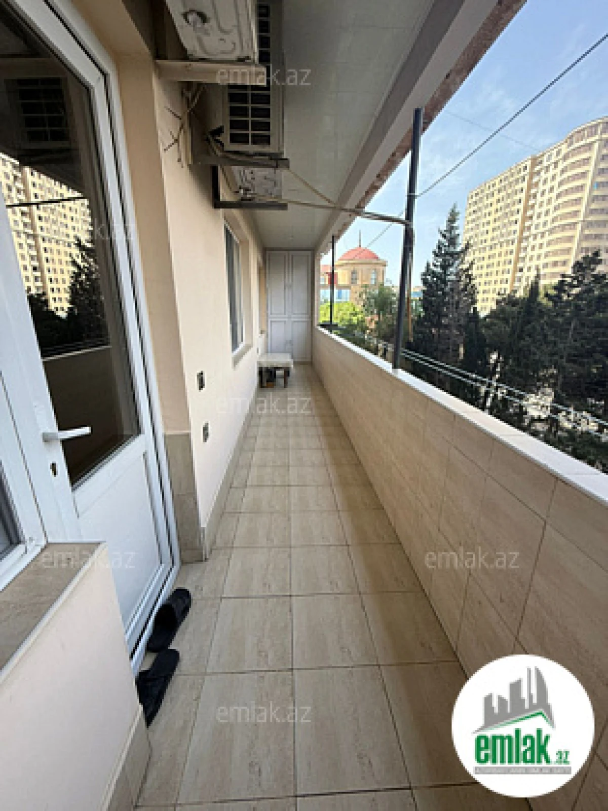 Satılır 4 otaqlı köhnə tikili 100 m²