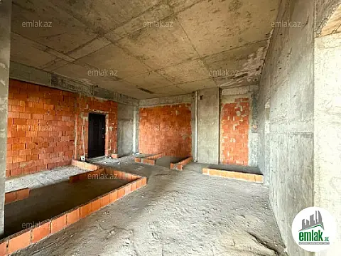 Satılır 5 otaqlı yeni tikili 182 m²