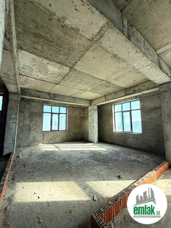 Satılır 5 otaqlı yeni tikili 182 m²