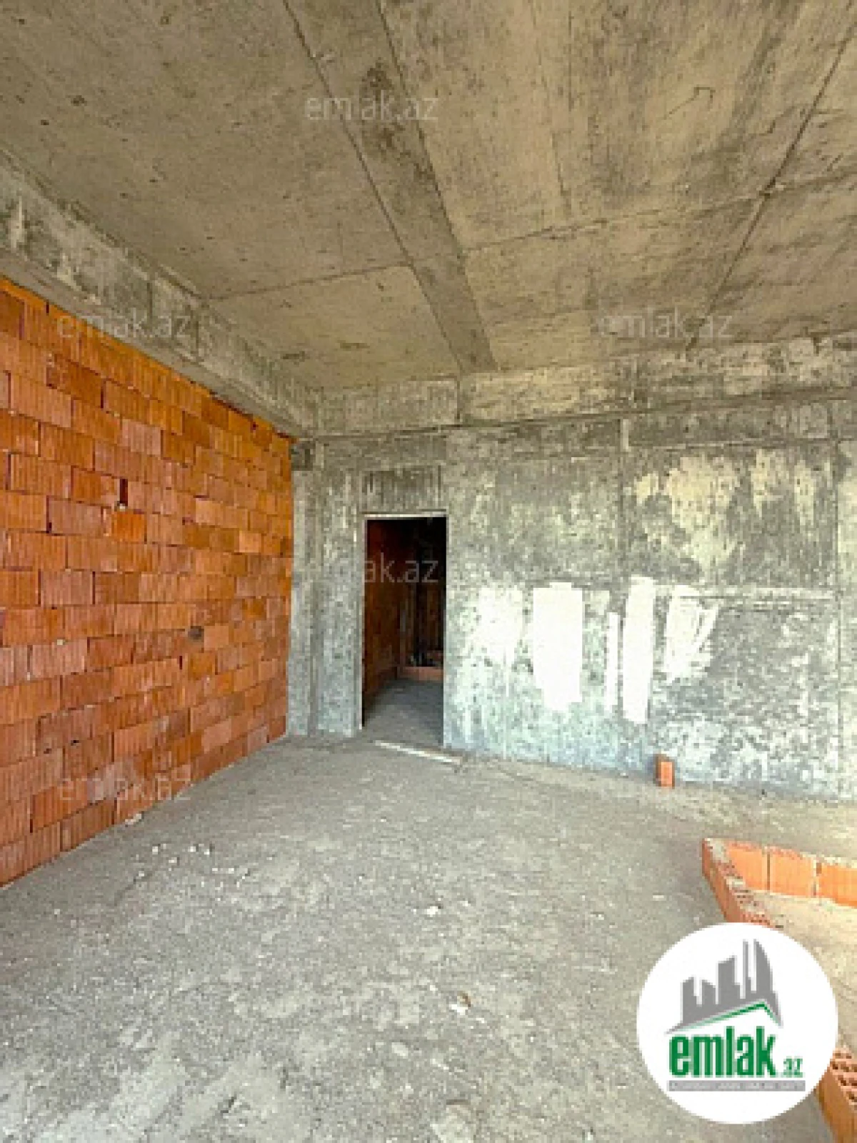 Satılır 5 otaqlı yeni tikili 182 m²