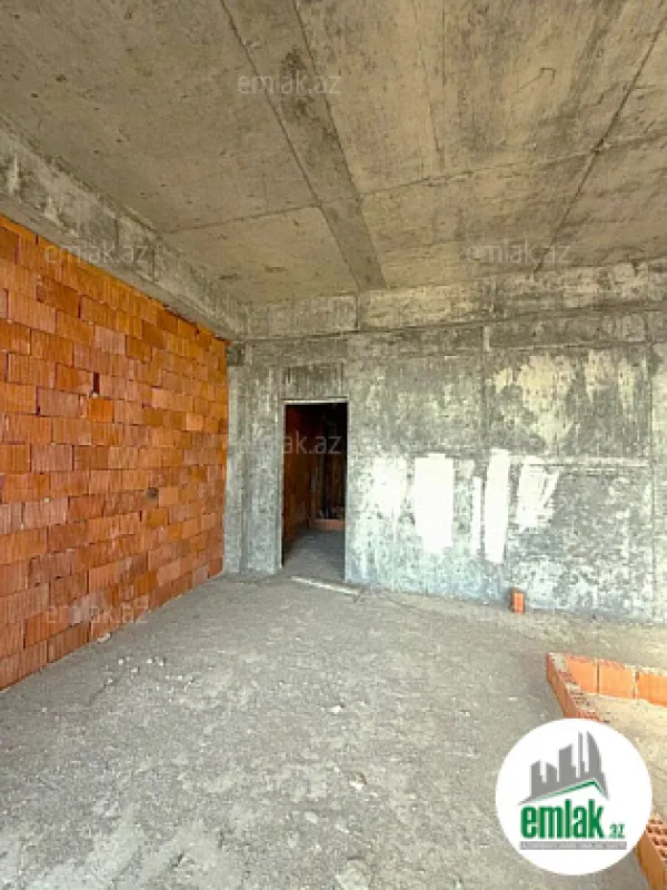 Satılır 5 otaqlı yeni tikili 182 m²