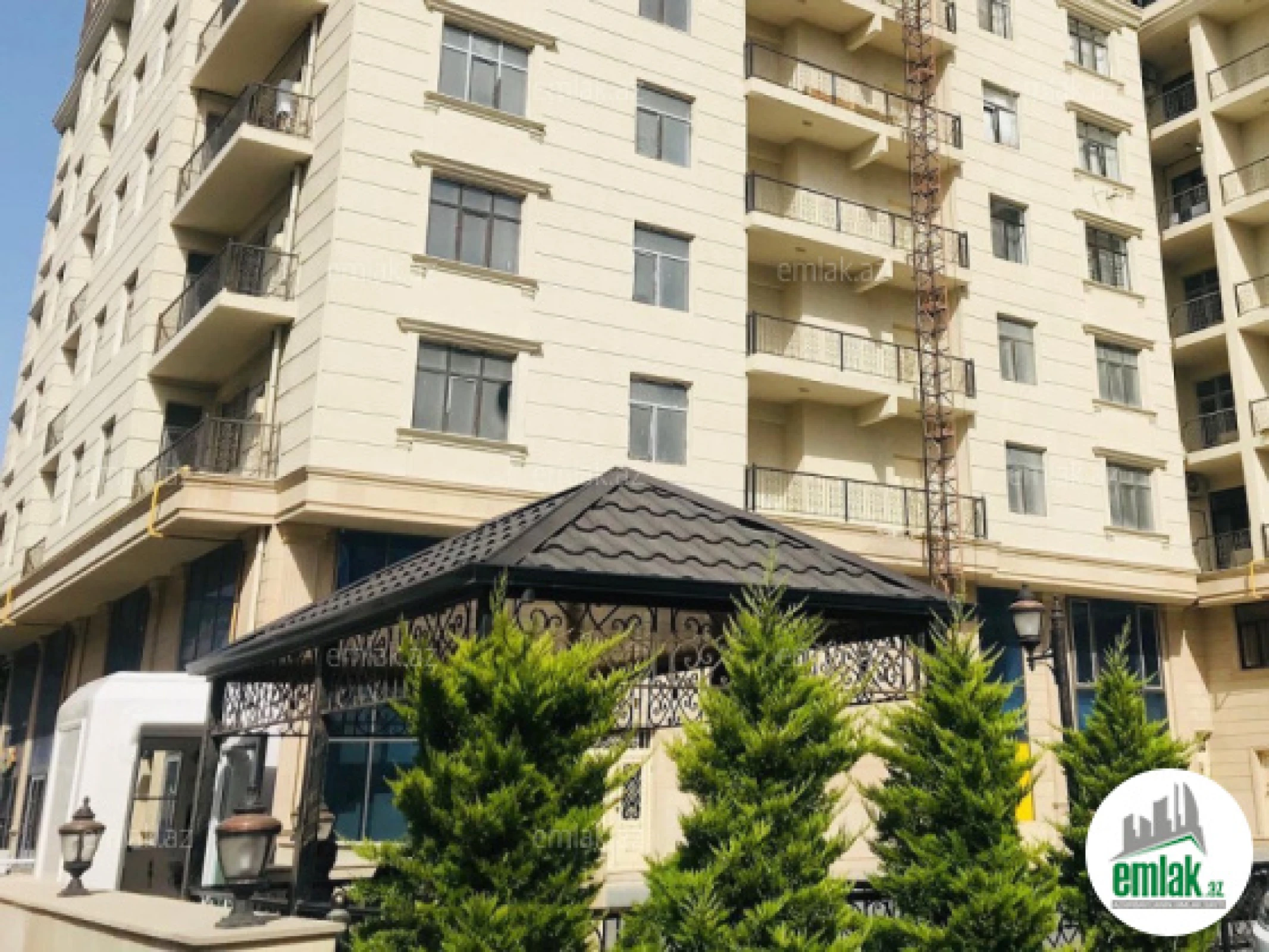 Satılır 5 otaqlı yeni tikili 182 m²