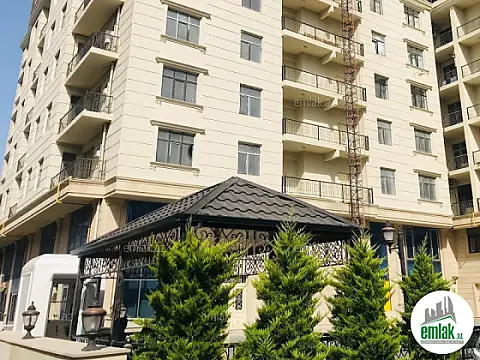 Satılır 5 otaqlı yeni tikili 182 m²