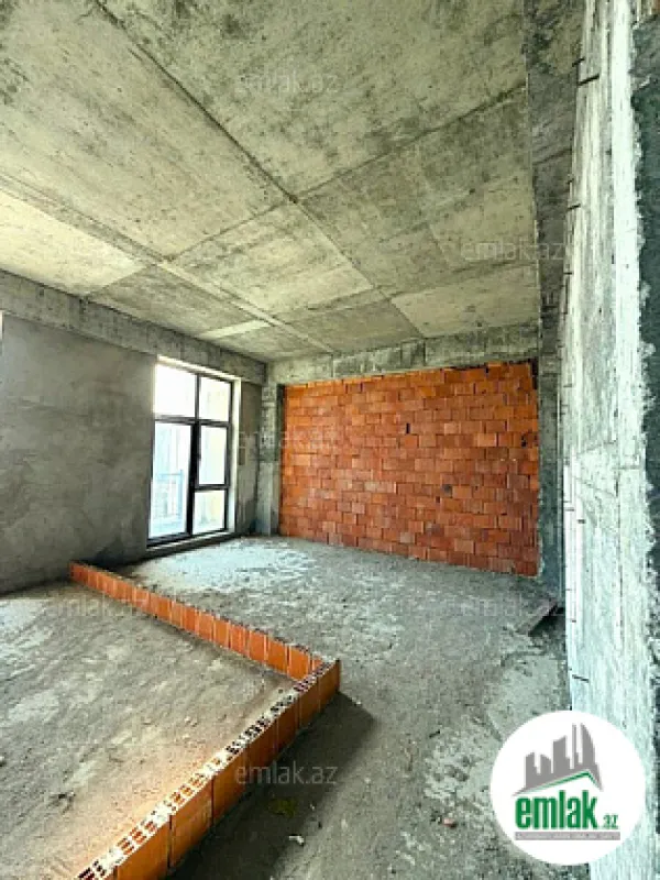 Satılır 5 otaqlı yeni tikili 182 m²