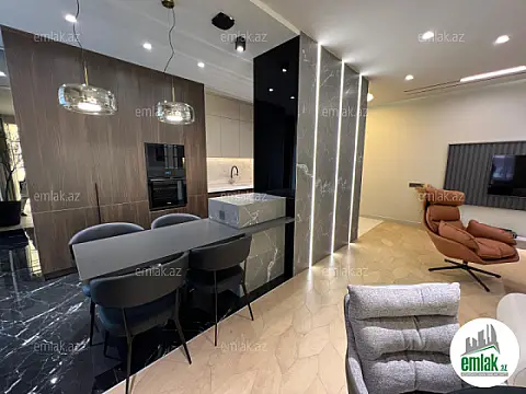 Satılır 3 otaqlı yeni tikili 148 m² — Bakı 3 otaq 148.00 m²
