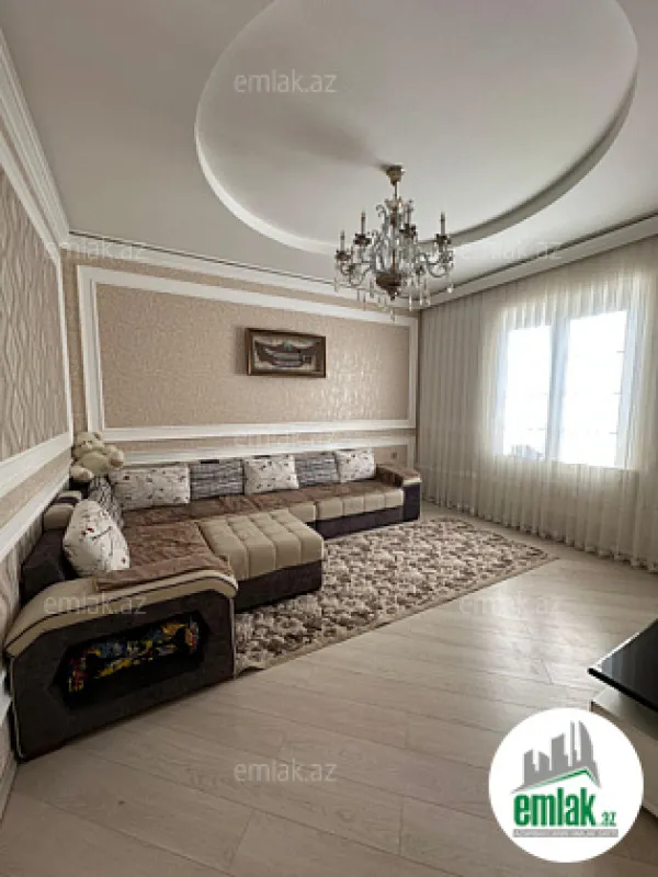 Satılır 6 otaqlı həyət evi 750 m²
