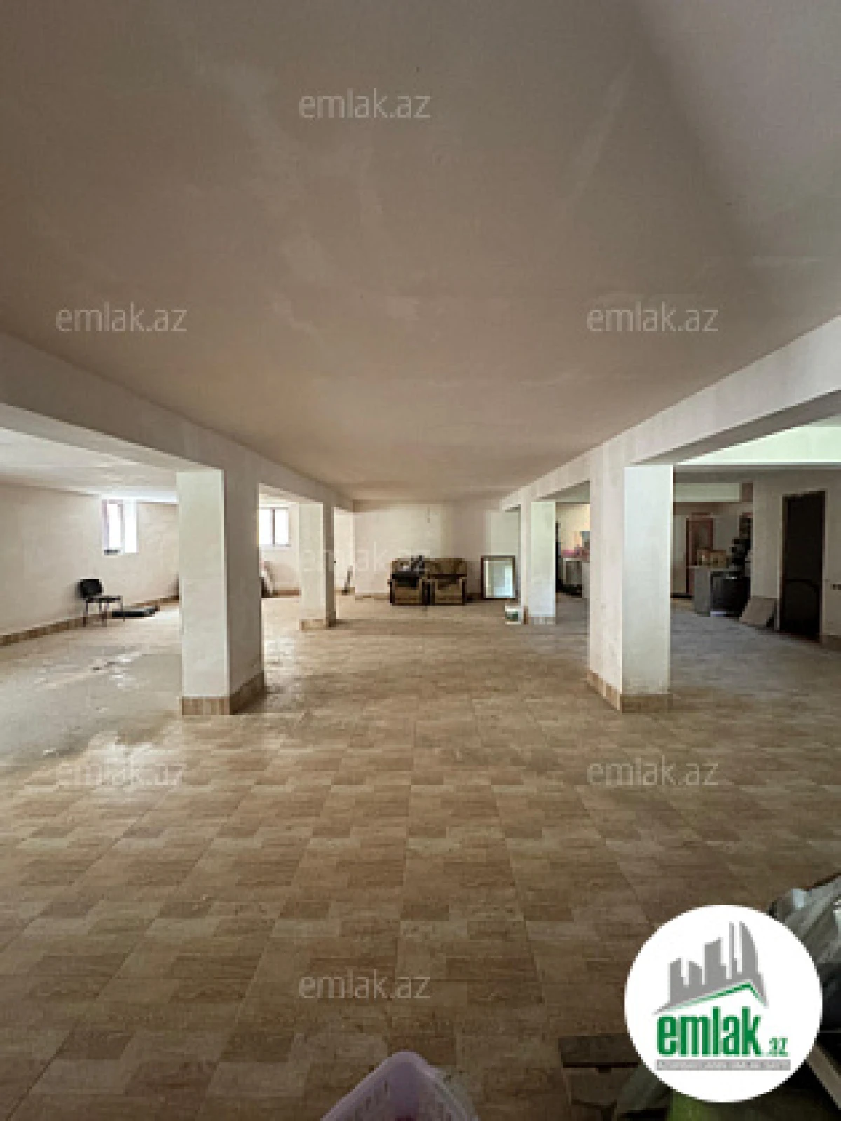 Satılır 6 otaqlı həyət evi 750 m²