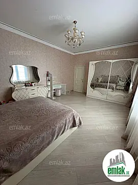 Satılır 6 otaqlı həyət evi 750 m²