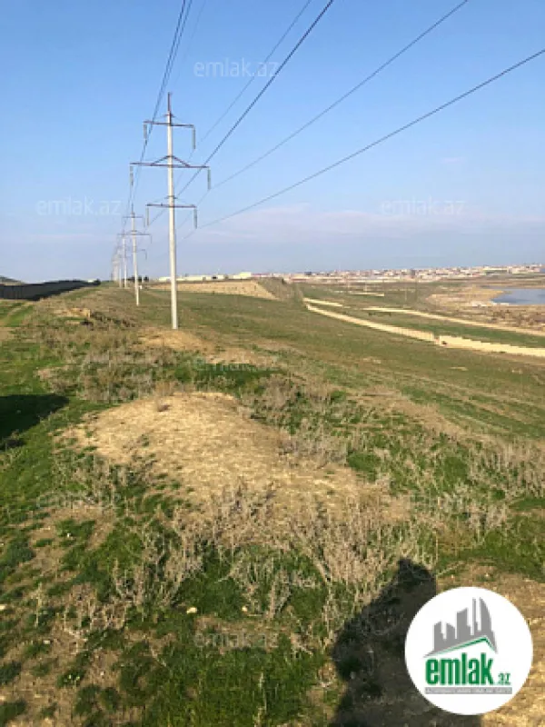 Satılır torpaq sahəsi 200 m²