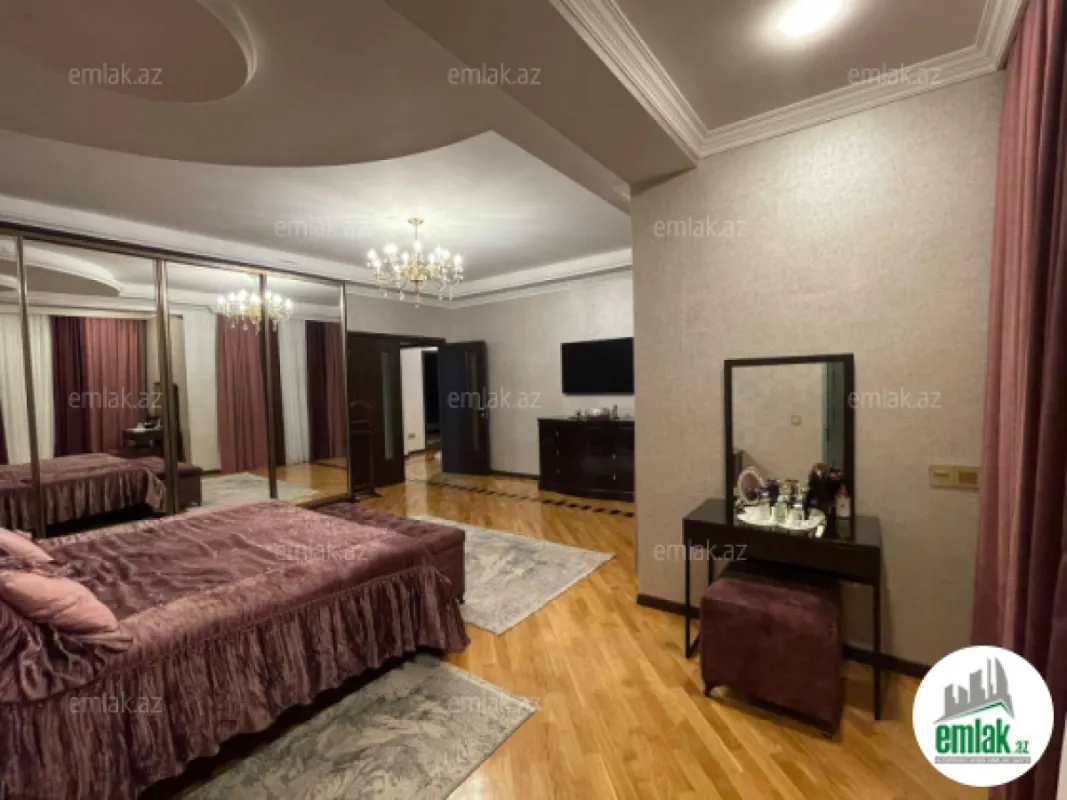 Satılır 4 otaqlı yeni tikili 230 m²