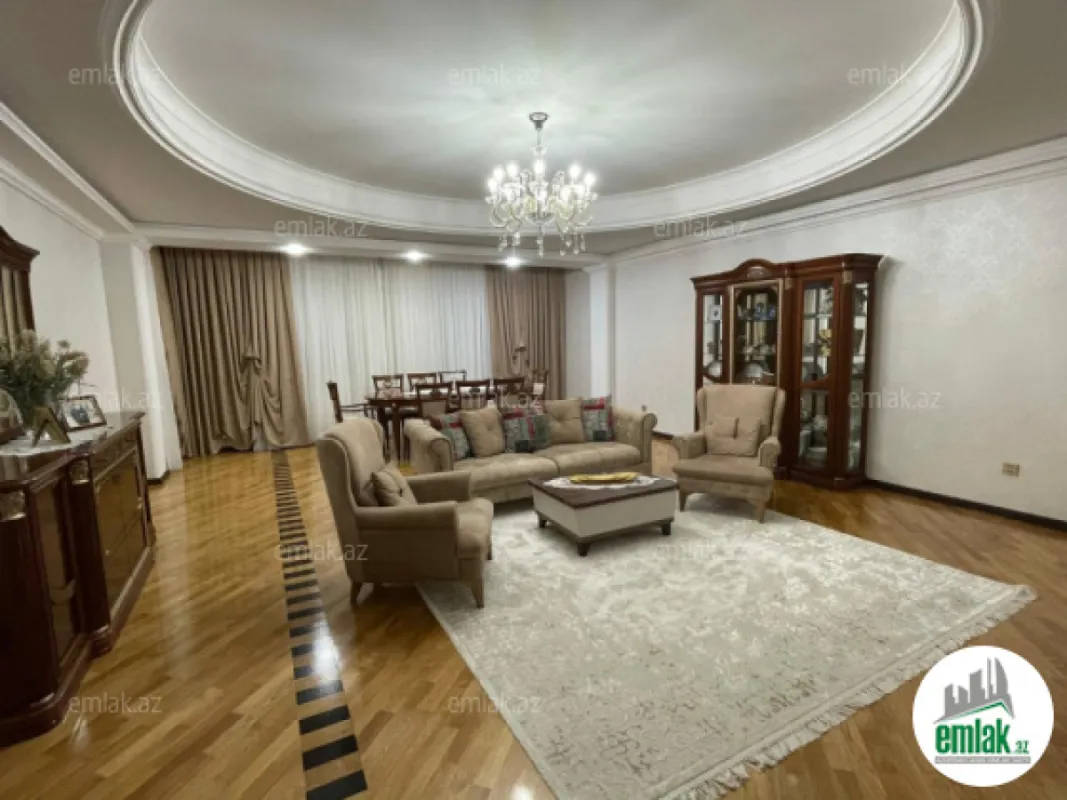 Satılır 4 otaqlı yeni tikili 230 m²