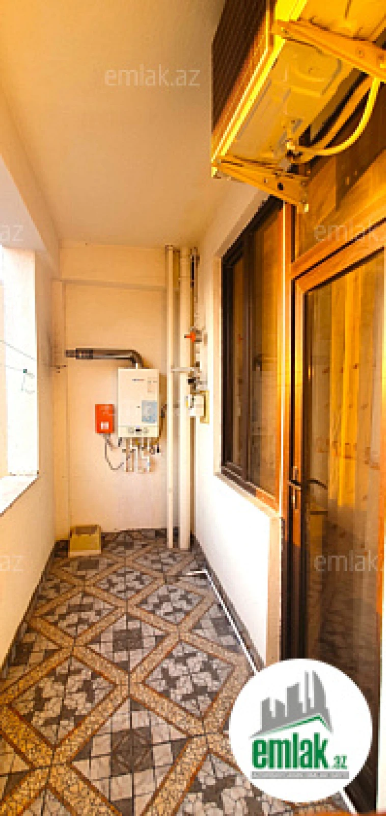 Satılır 3 otaqlı yeni tikili 100 m²