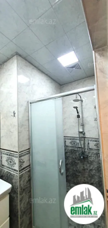 Satılır 3 otaqlı yeni tikili 100 m²