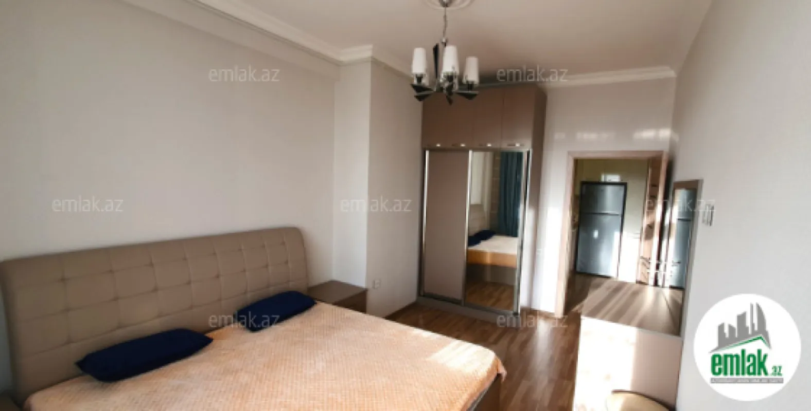 Satılır 3 otaqlı yeni tikili 100 m²