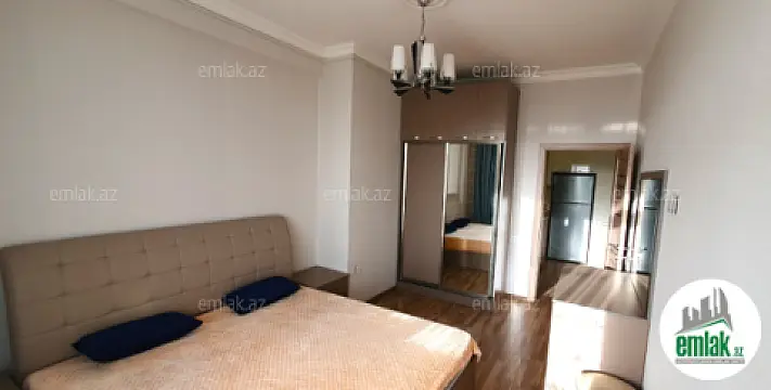 Satılır 3 otaqlı yeni tikili 100 m²