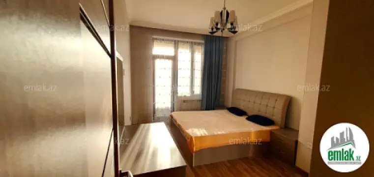 Satılır 3 otaqlı yeni tikili 100 m²