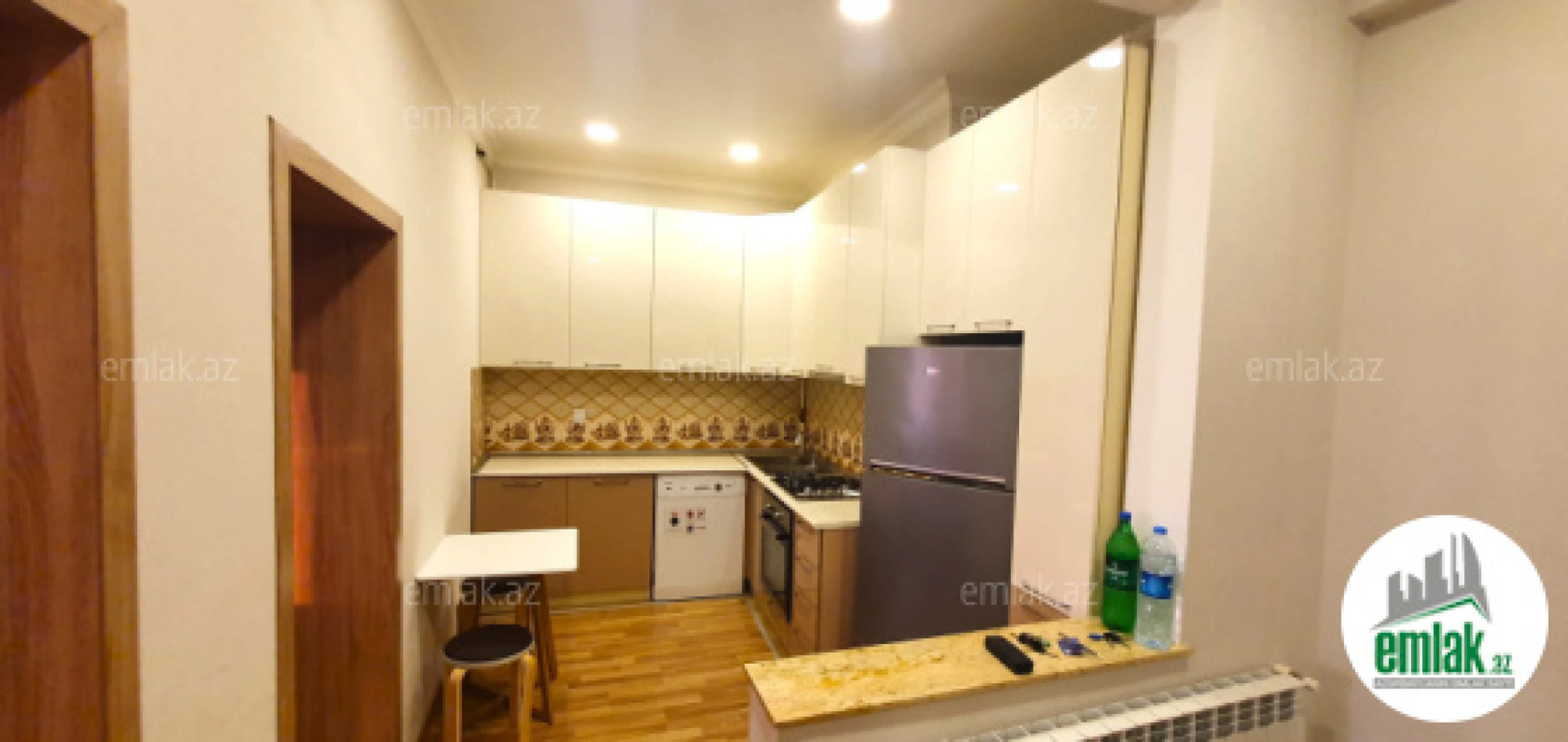 Satılır 3 otaqlı yeni tikili 100 m²