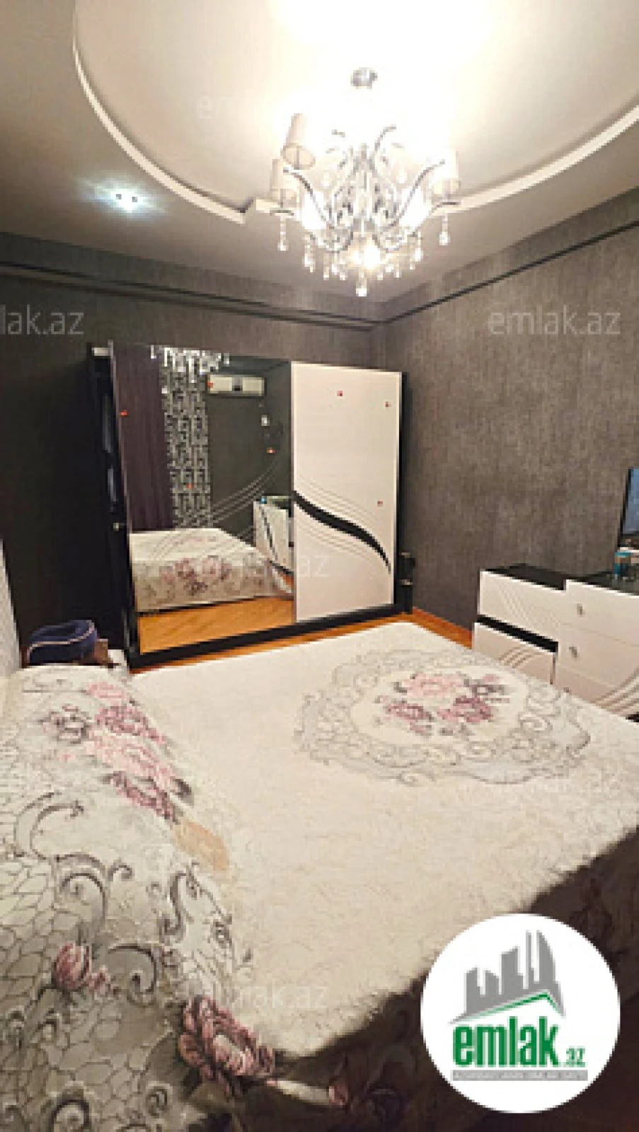 Satılır 3 otaqlı yeni tikili 145 m²