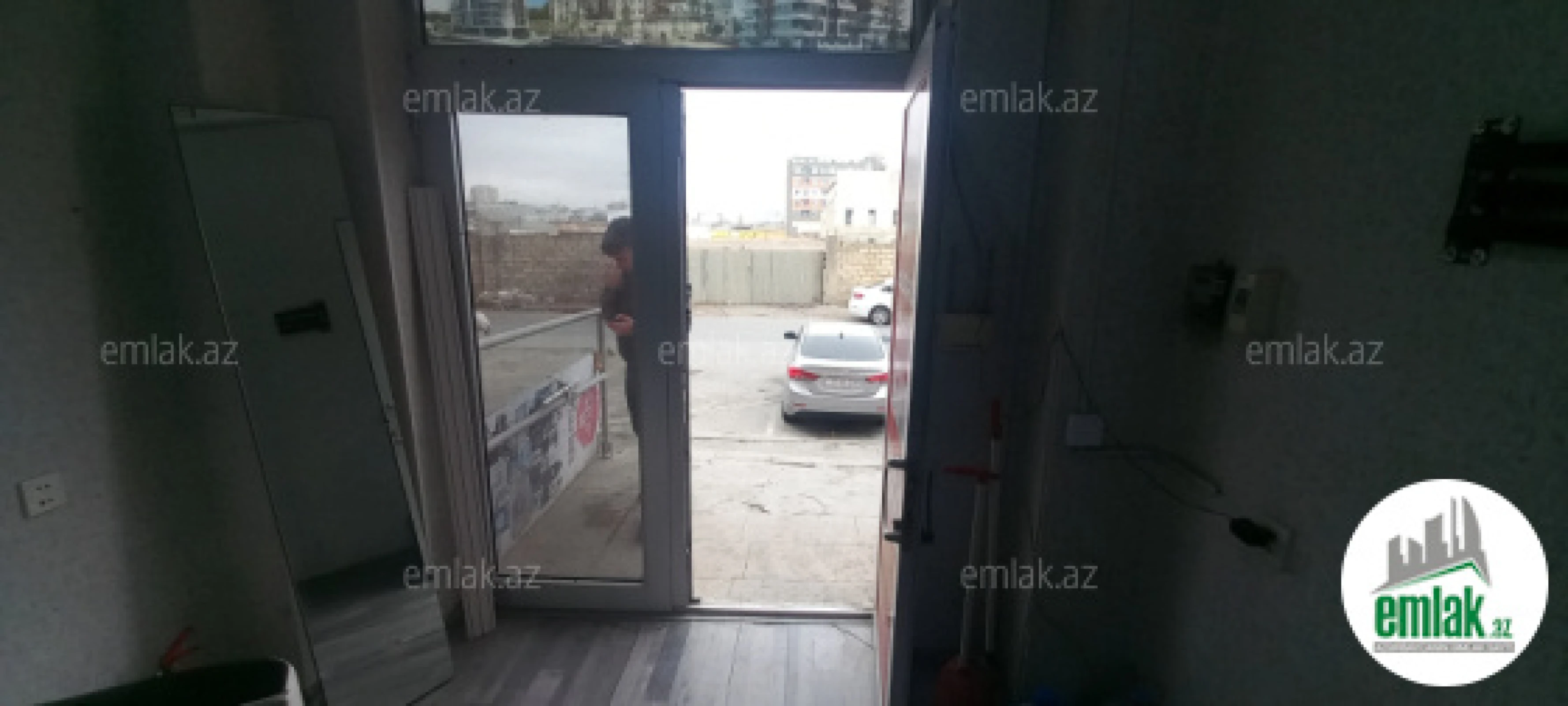 Satılır 1 otaqlı obyekt 33 m²