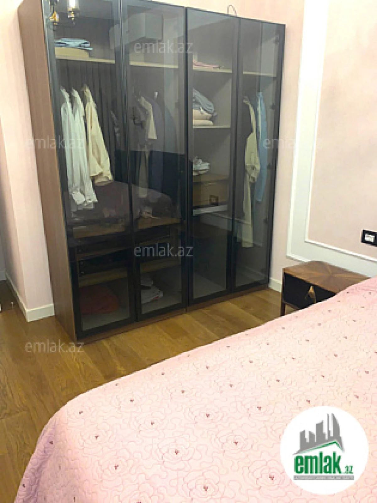 Satılır 3 otaqlı yeni tikili 105 m²