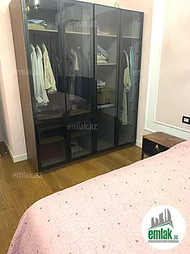 Satılır 3 otaqlı yeni tikili 105 m²