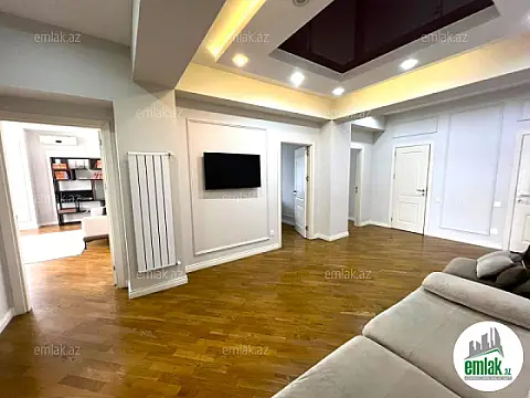 Satılır 3 otaqlı yeni tikili 145 m²