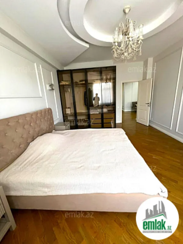 Satılır 3 otaqlı yeni tikili 145 m²