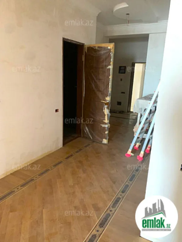 Satılır 4 otaqlı yeni tikili 250 m²