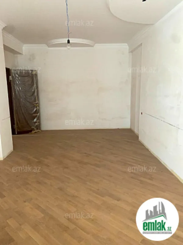 Satılır 4 otaqlı yeni tikili 250 m²