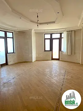 Satılır 4 otaqlı yeni tikili 250 m²