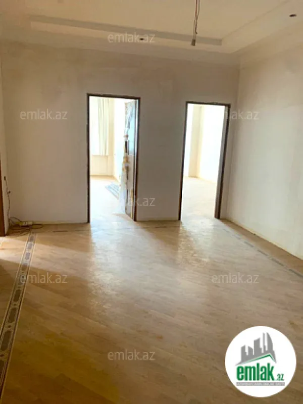 Satılır 4 otaqlı yeni tikili 250 m²
