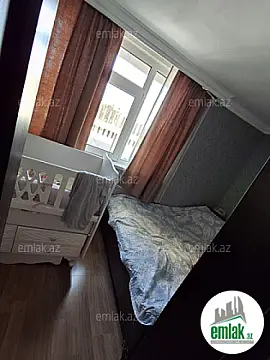 Satılır 3 otaqlı köhnə tikili 50 m²