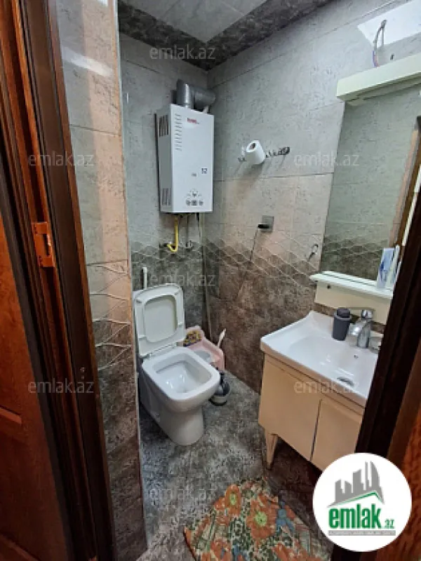 Satılır 3 otaqlı köhnə tikili 50 m²