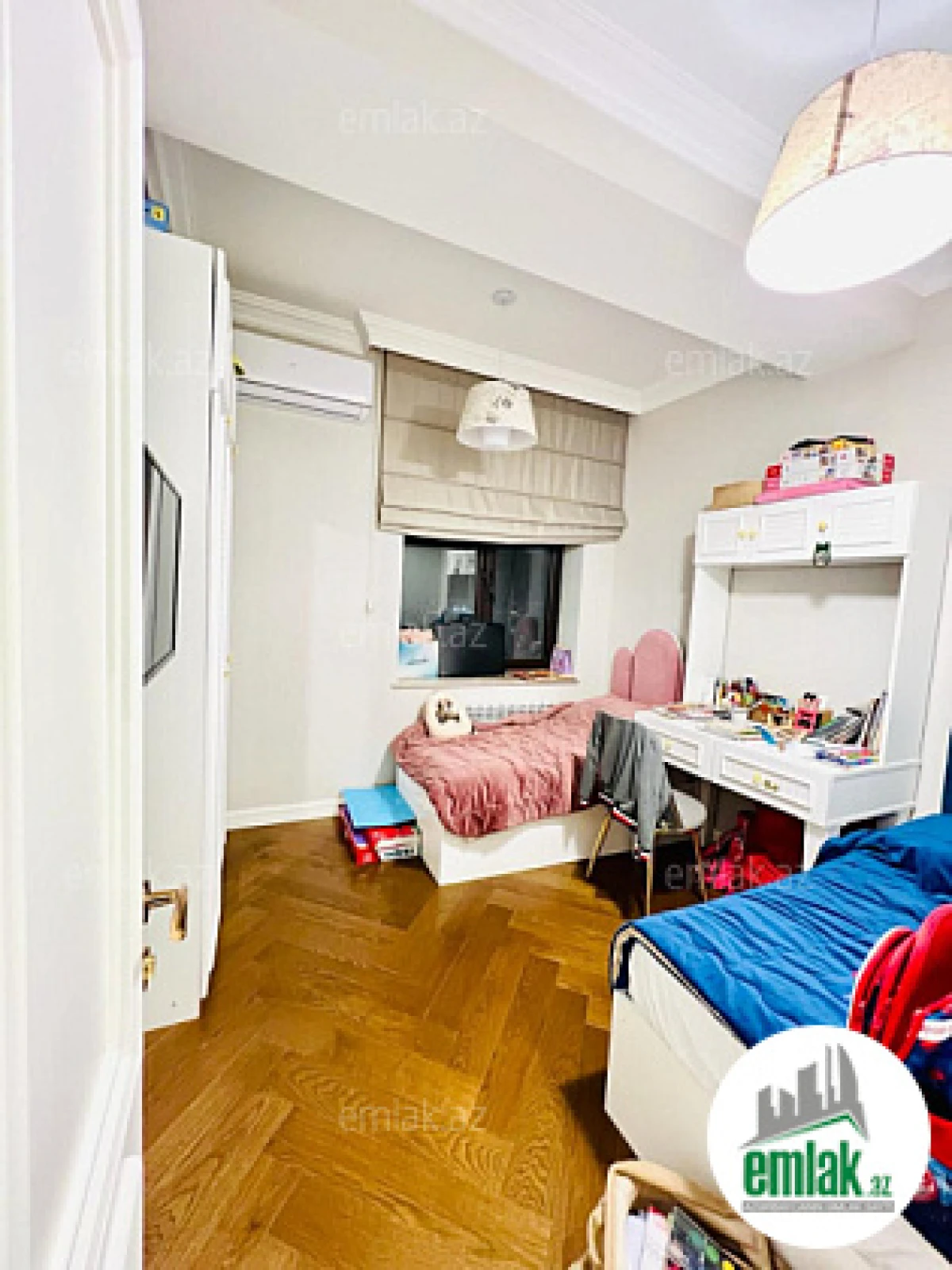 Satılır 4 otaqlı yeni tikili 143 m²
