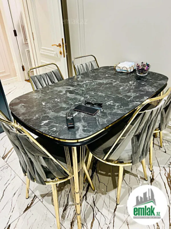 Satılır 4 otaqlı yeni tikili 143 m²