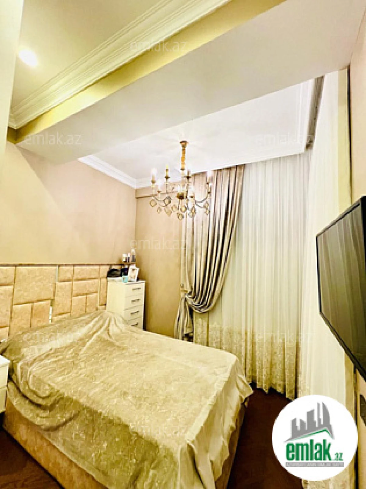 Satılır 4 otaqlı yeni tikili 143 m²