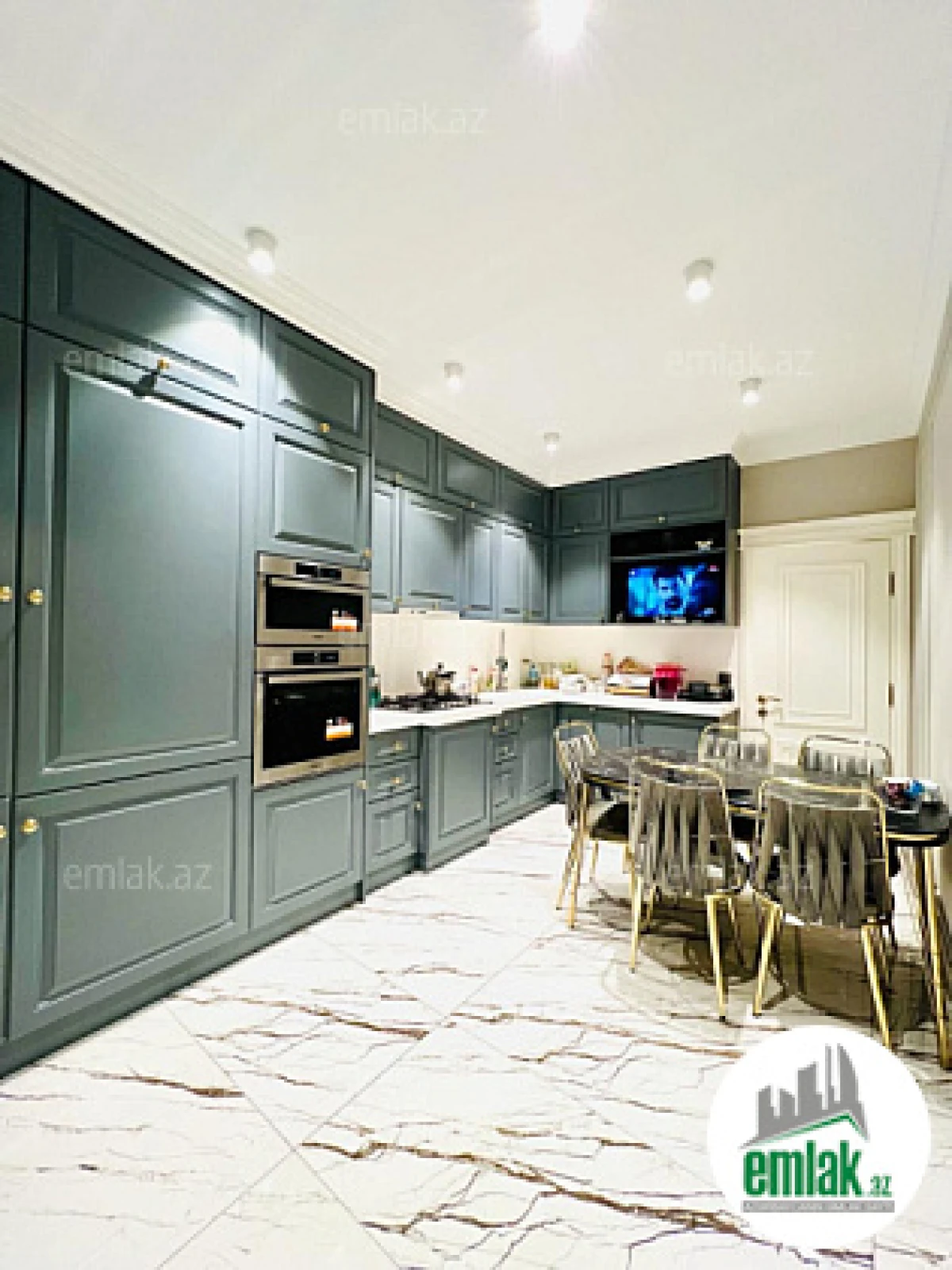 Satılır 4 otaqlı yeni tikili 143 m²