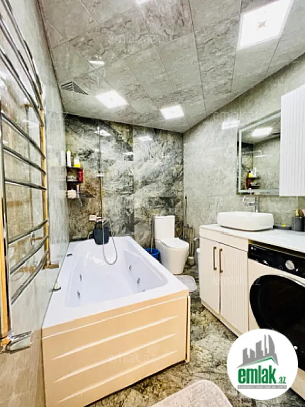 Satılır 4 otaqlı yeni tikili 143 m²