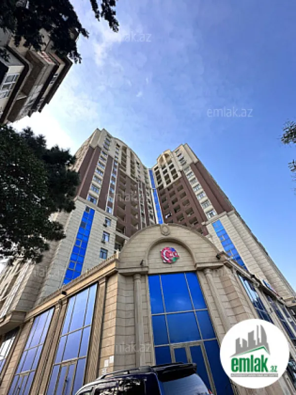 Satılır 4 otaqlı yeni tikili 185 m²