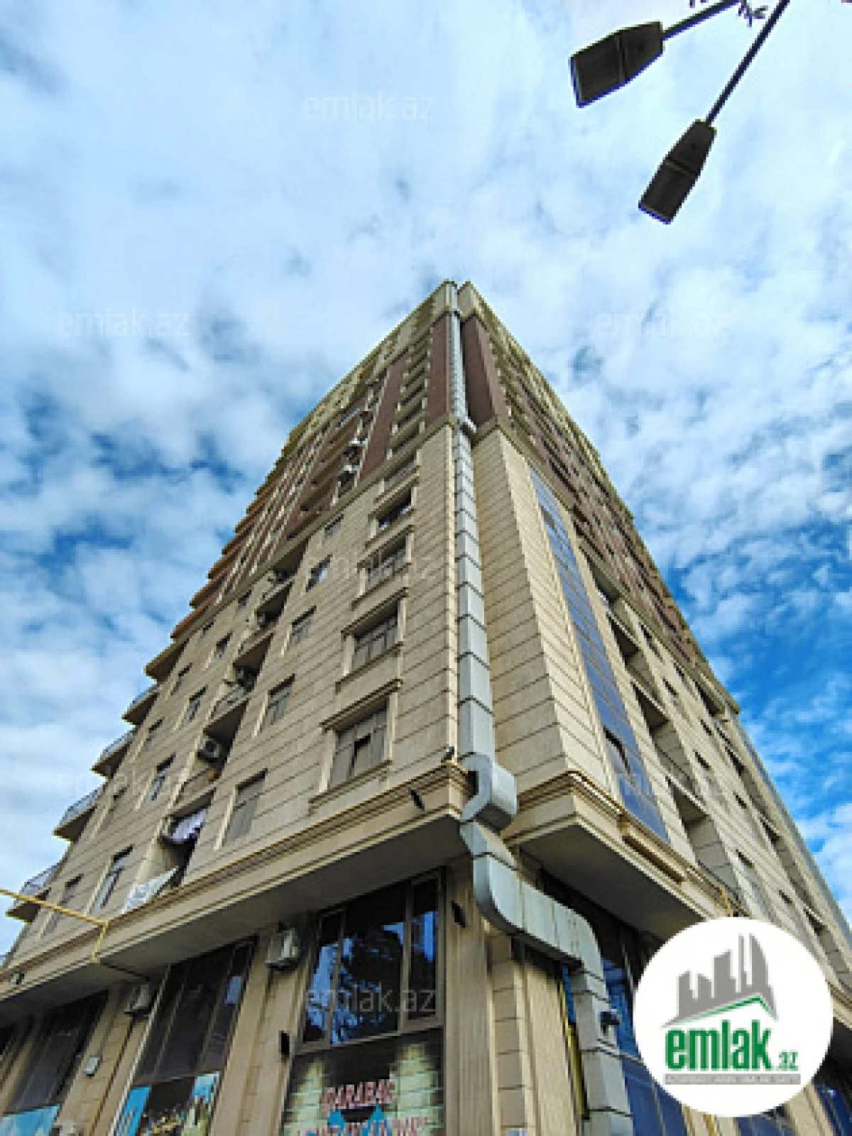 Satılır 4 otaqlı yeni tikili 185 m²