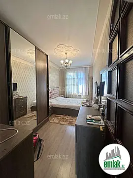 Satılır 2 otaqlı köhnə tikili 60 m²