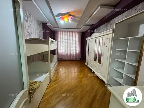 Satılır 3 otaqlı yeni tikili 150 m²