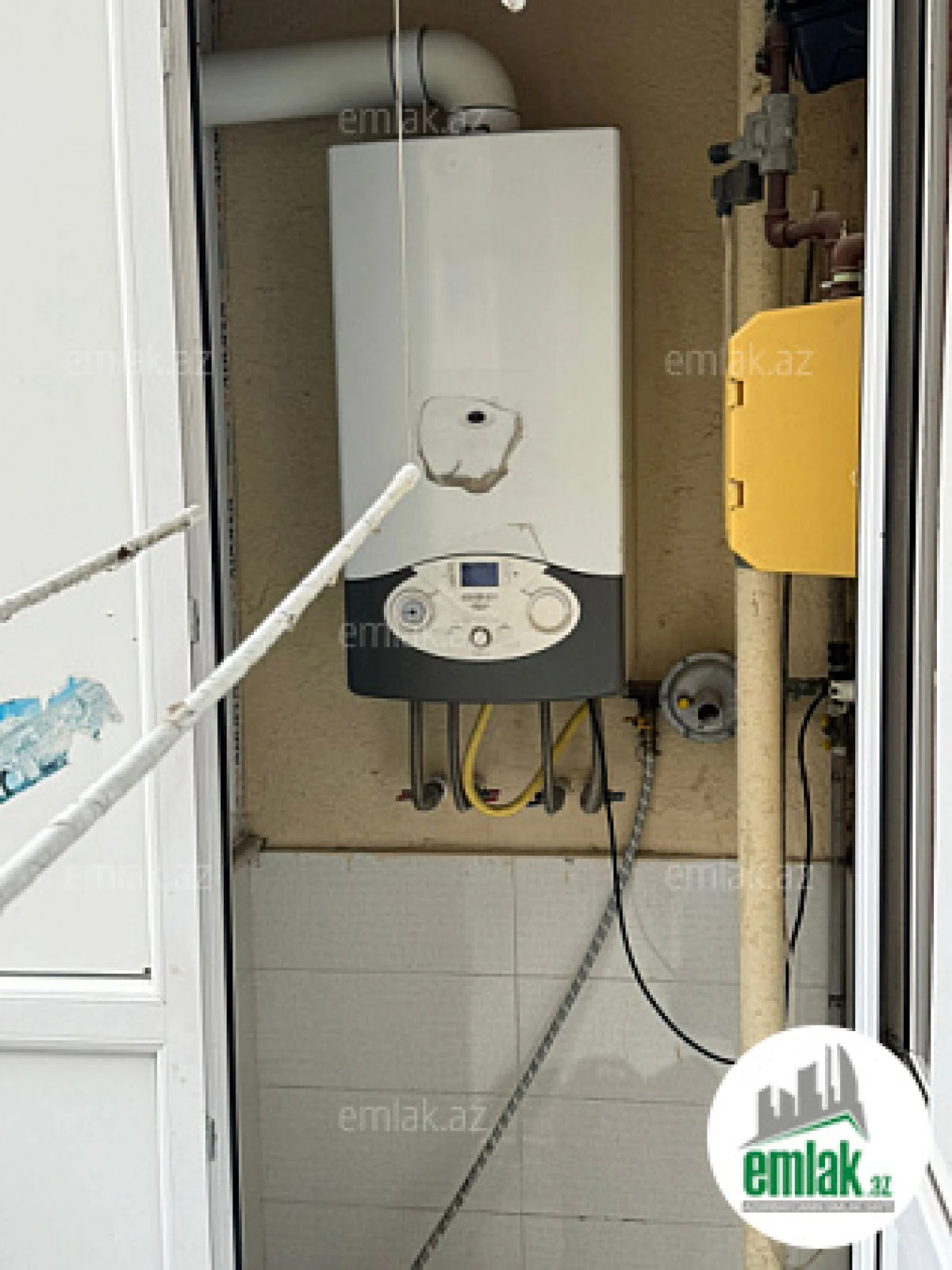 Satılır 3 otaqlı yeni tikili 150 m²