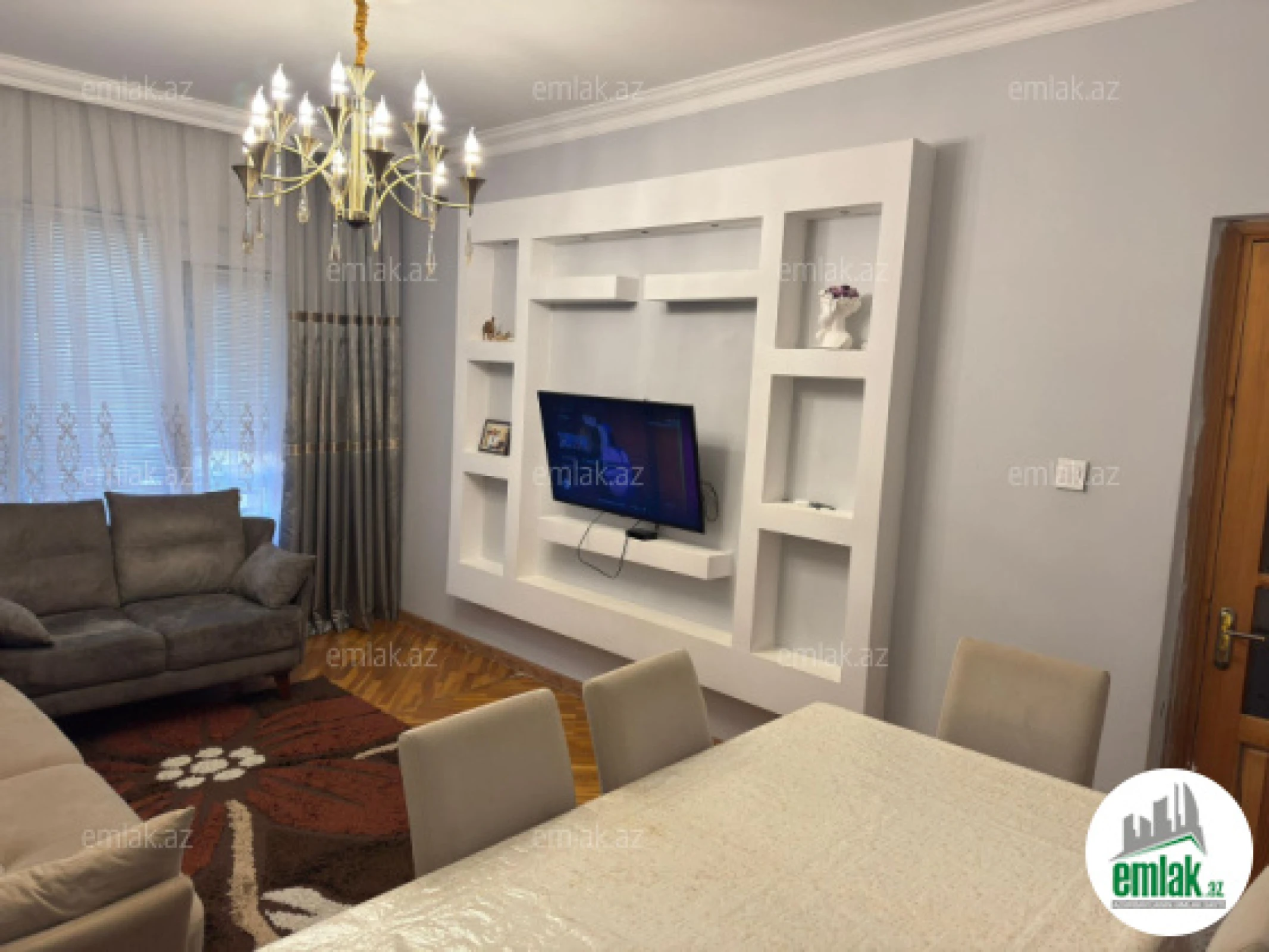 Satılır 3 otaqlı köhnə tikili 90 m²